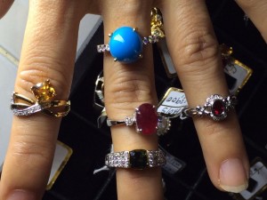 แหวนพลอยบุศ , แหวนรูบี้เพชรข้าง , แหวนมรกต , แหวนเทอคอยด์ ,แหวนรูบี้ล้อมเพชร_456049881_n
